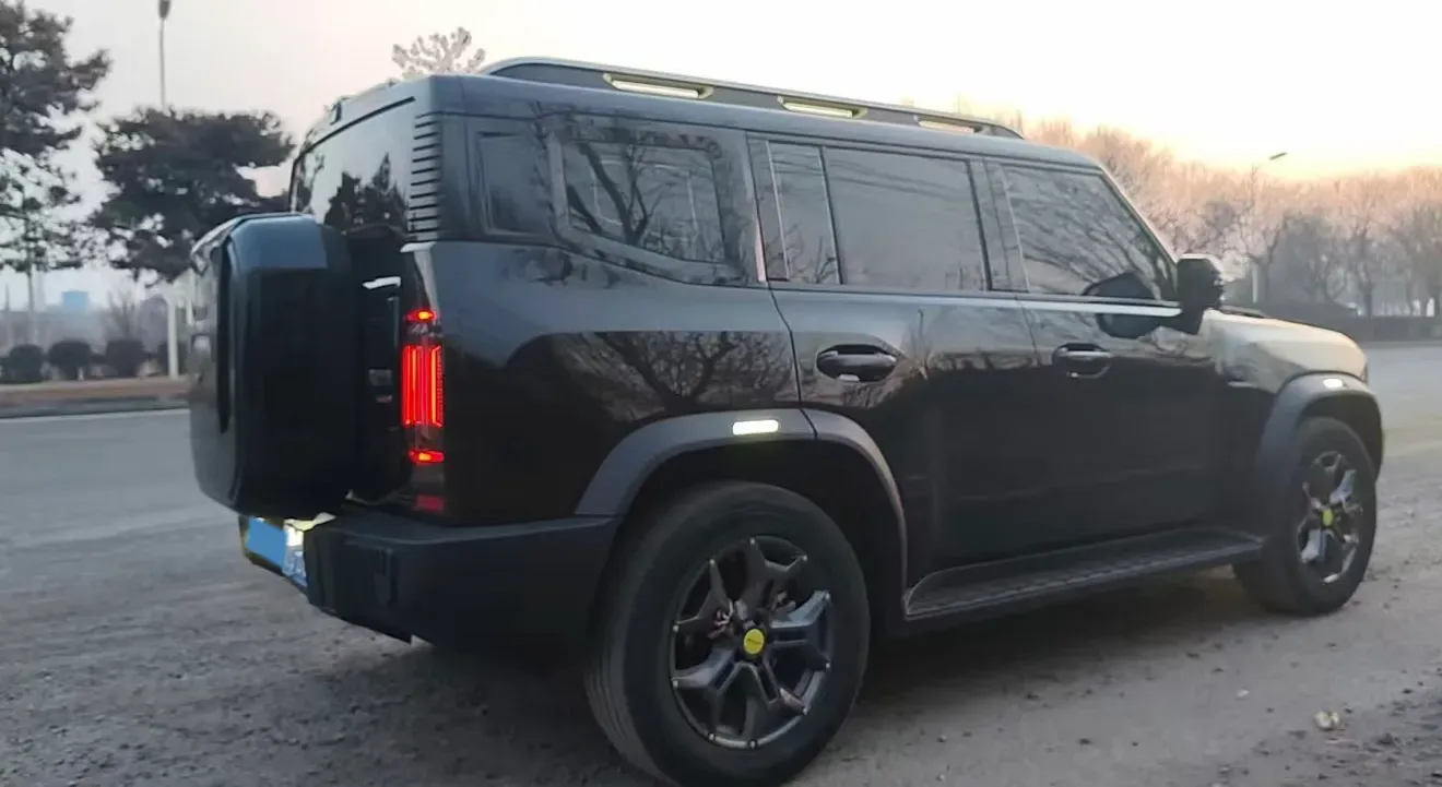 2025 Jetour Traveller 1.5T 184HP L4 7DCT,autocango,china used car exporter,china ev exporter,chinese used car exporter,chinese used ev exporter