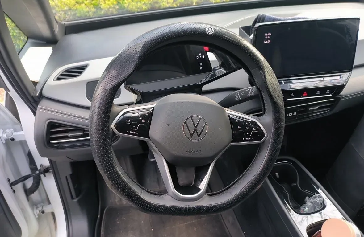 2024 Volkswagen ID.3 BEV 52.8KWH,autocango,china used car exporter,china ev exporter,chinese used car exporter,chinese used ev exporter