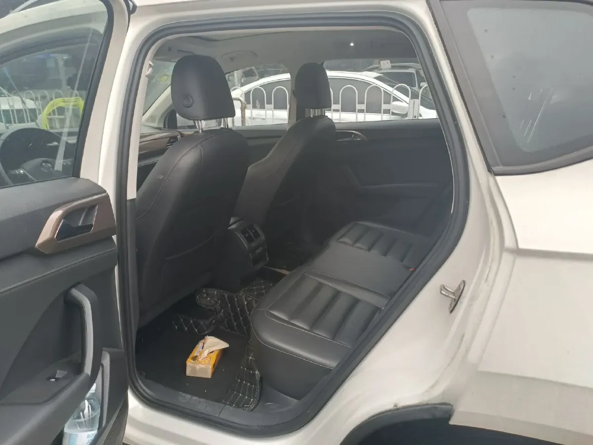 2020 Volkswagen Tharu 1.4T 150HP L4 7DCT,autocango,china used car exporter,china ev exporter,chinese used car exporter,chinese used ev exporter