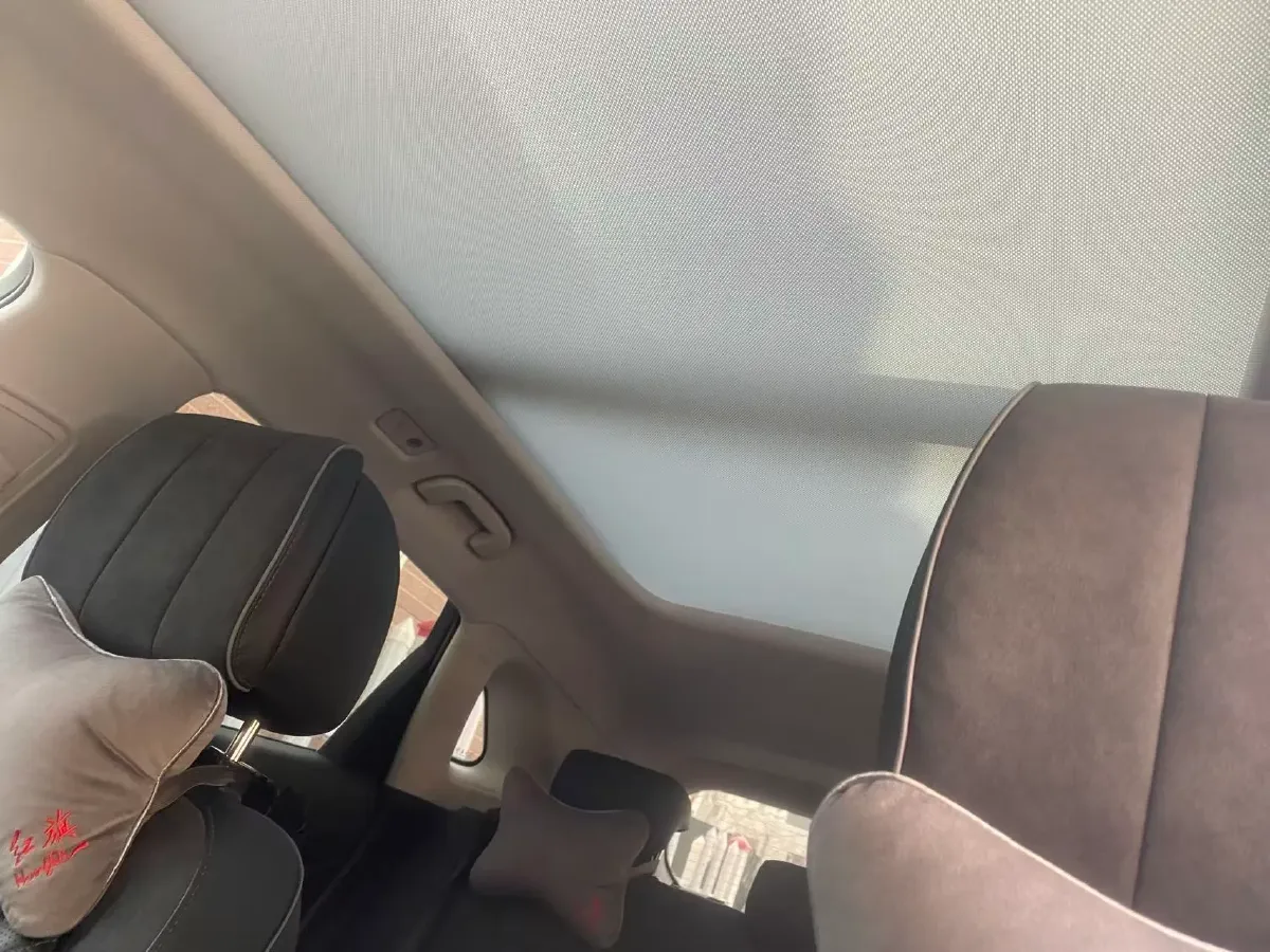 2022 HongQi HS5 2.0T 224HP L4 6AT,autocango,china used car exporter,china ev exporter,chinese used car exporter,chinese used ev exporter