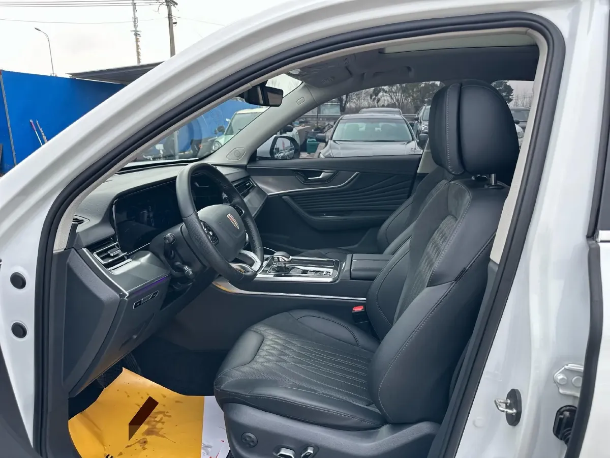 2023 HongQi HS5 2.0T 252HP L4 8AT,autocango,china used car exporter,china ev exporter,chinese used car exporter,chinese used ev exporter