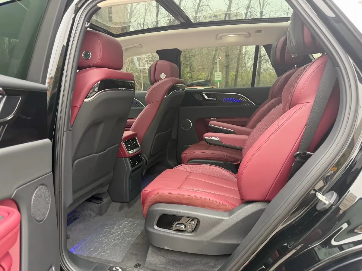 2022 HongQi E-HS9 BEV 120KWH,autocango,china used car exporter,china ev exporter,chinese used car exporter,chinese used ev exporter