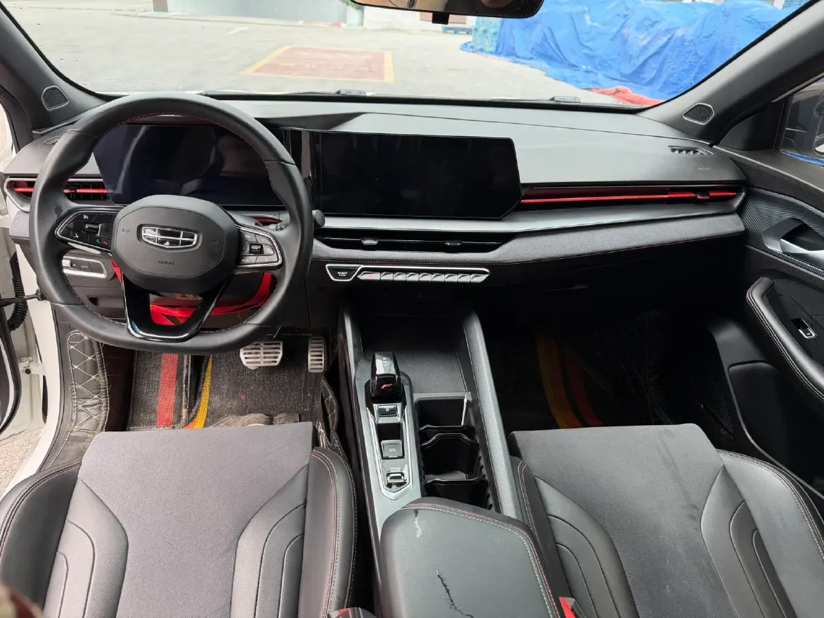 2022 Geely Binray 1.5T 181HP L4 7DCT,autocango,china used car exporter,china ev exporter,chinese used car exporter,chinese used ev exporter