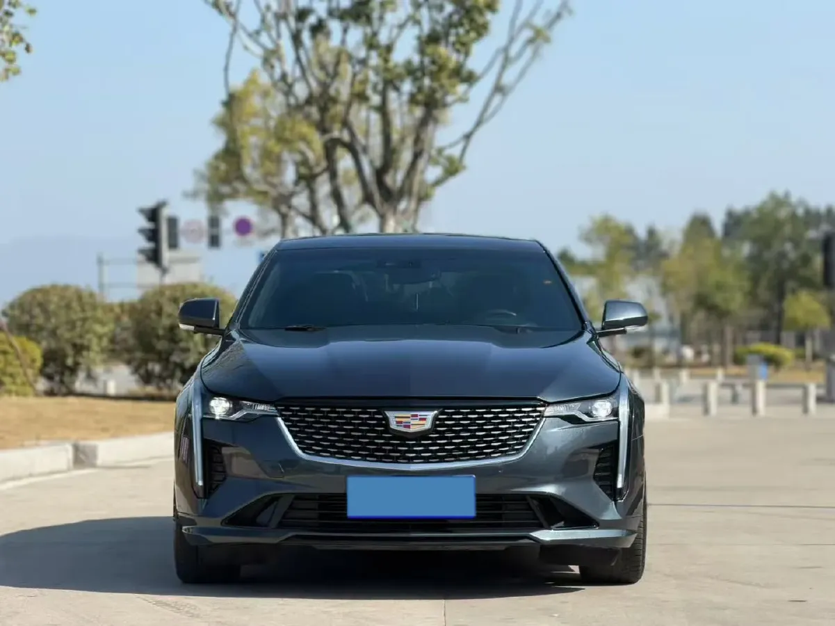 2023 Cadillac CT4 2.0T 237HP L4 8AT,autocango,china used car exporter,china ev exporter,chinese used car exporter,chinese used ev exporter
