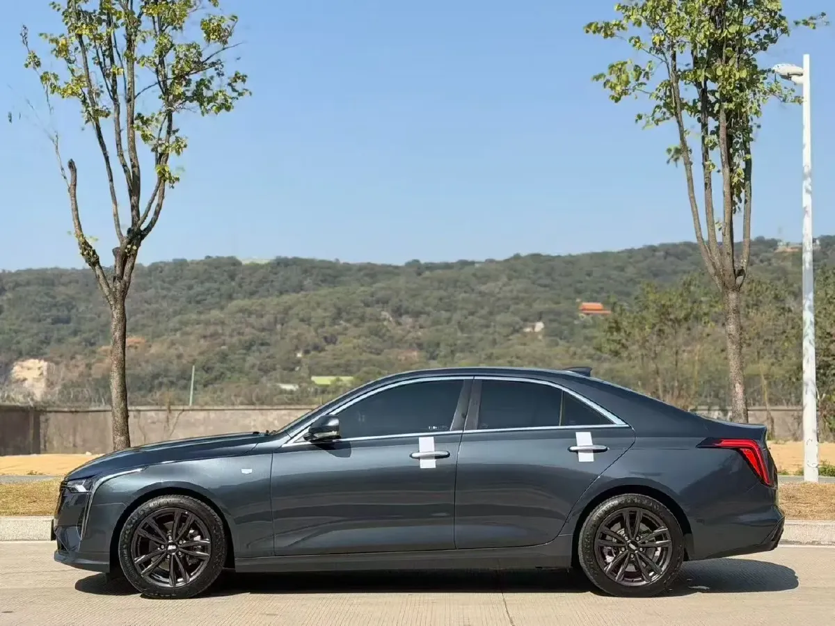 2023 Cadillac CT4 2.0T 237HP L4 8AT,autocango,china used car exporter,china ev exporter,chinese used car exporter,chinese used ev exporter