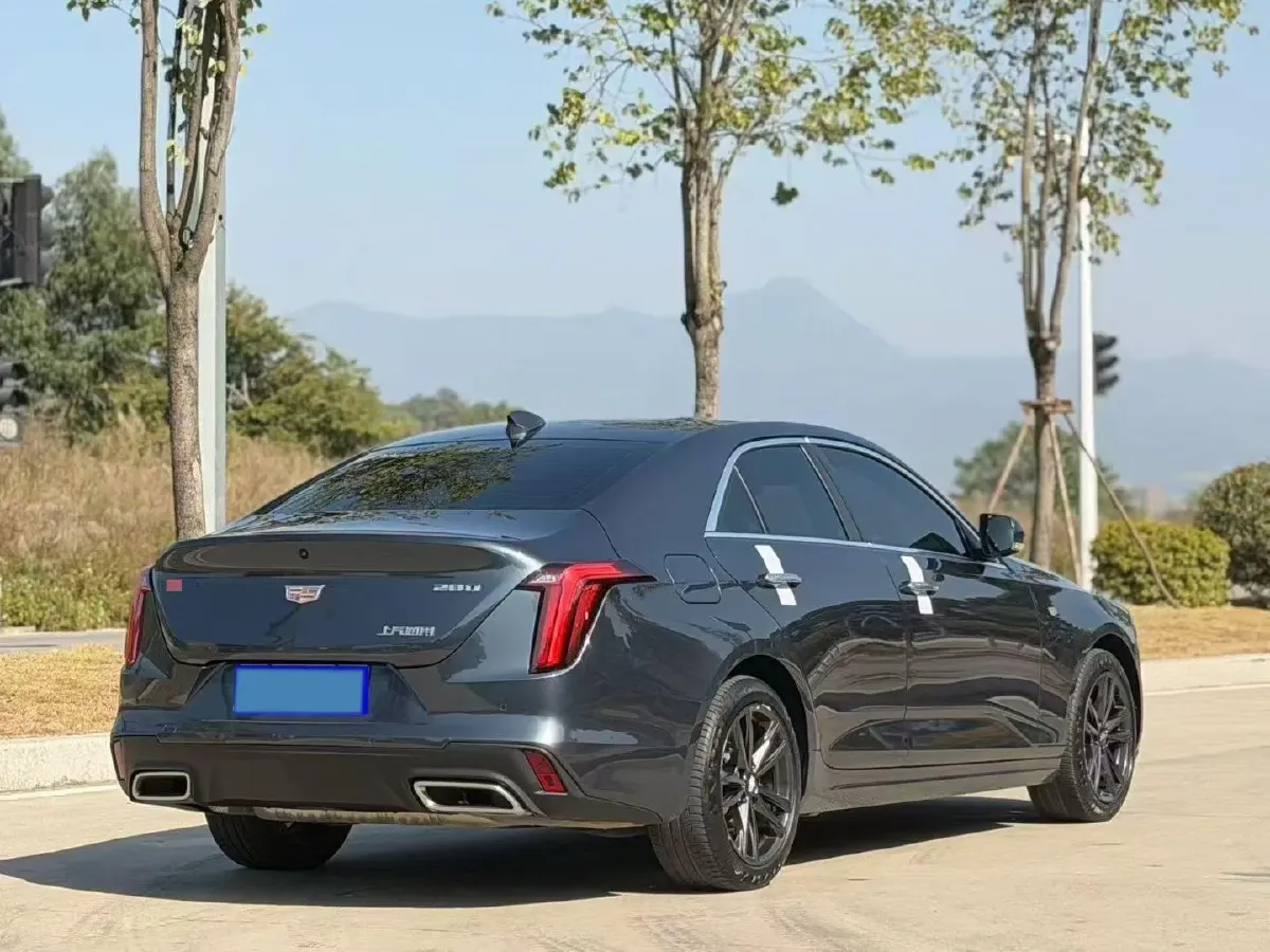 2023 Cadillac CT4 2.0T 237HP L4 8AT,autocango,china used car exporter,china ev exporter,chinese used car exporter,chinese used ev exporter