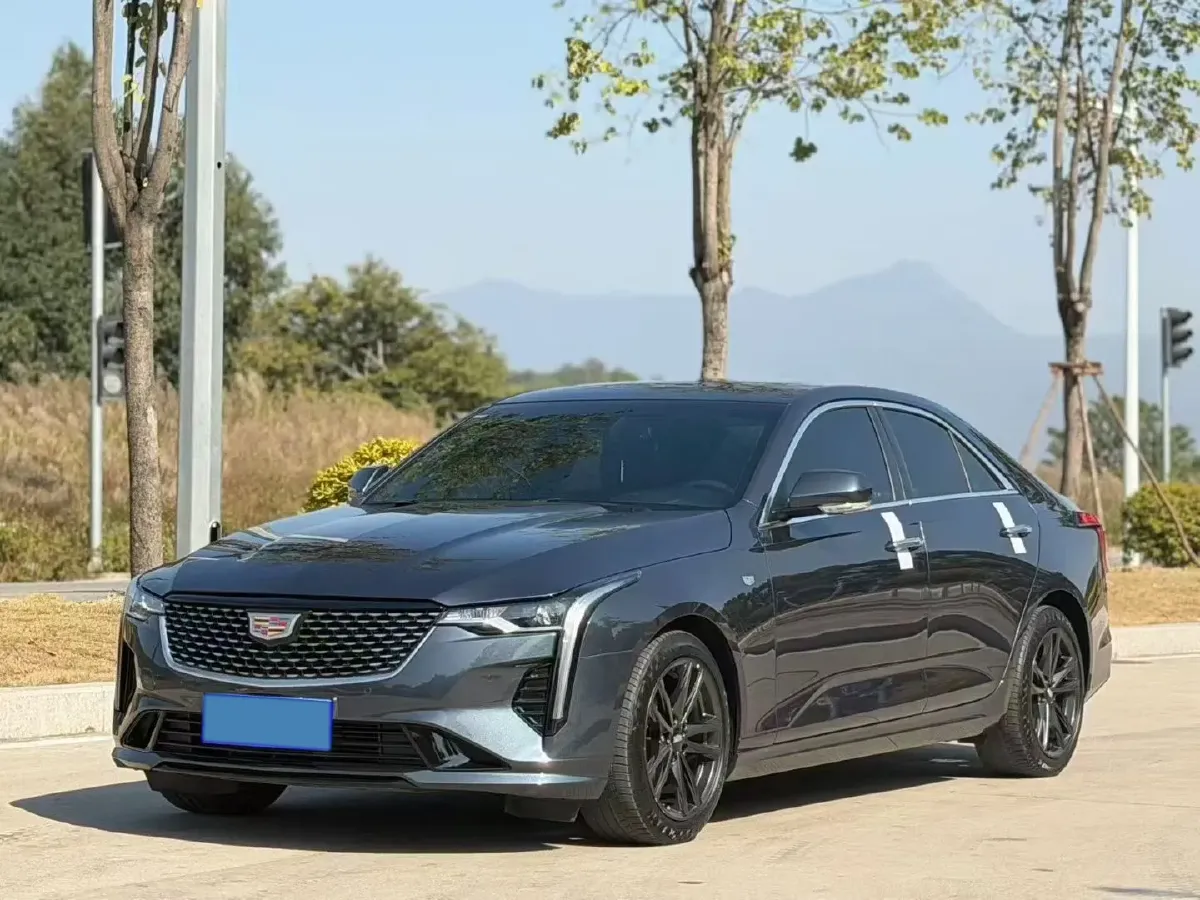 2023 Cadillac CT4 2.0T 237HP L4 8AT,autocango,china used car exporter,china ev exporter,chinese used car exporter,chinese used ev exporter