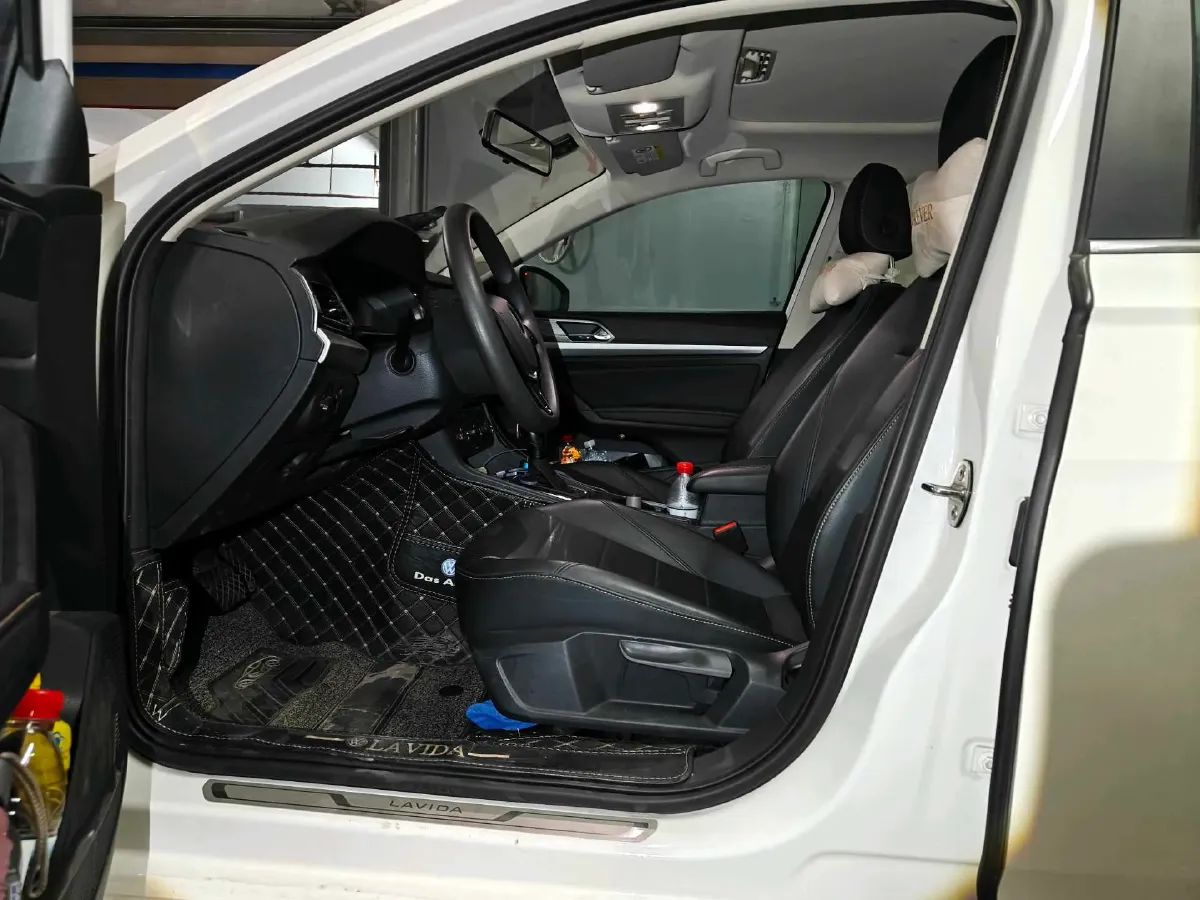 2021 Volkswagen Lavida 1.5L 113HP L4 6AT,autocango,china used car exporter,china ev exporter,chinese used car exporter,chinese used ev exporter