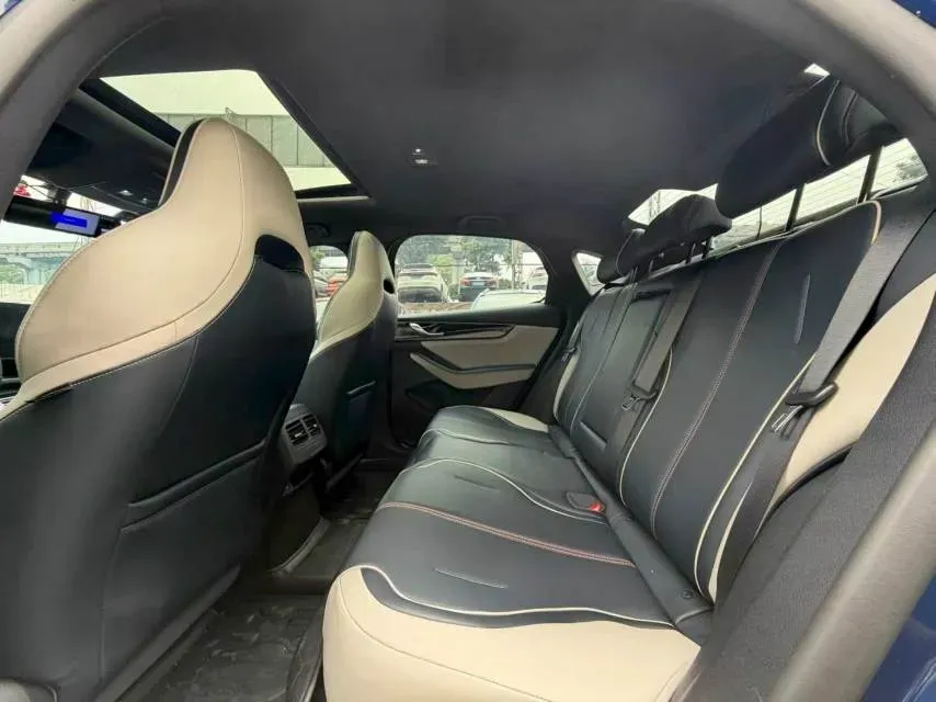 2021 Haval F7 1.5T 169HP L4 7DCT,autocango,china used car exporter,china ev exporter,chinese used car exporter,chinese used ev exporter