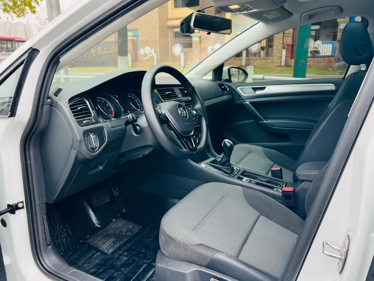 2018 Volkswagen Golf 1.4T 131HP L4 7DCT,autocango,china used car exporter,china ev exporter,chinese used car exporter,chinese used ev exporter