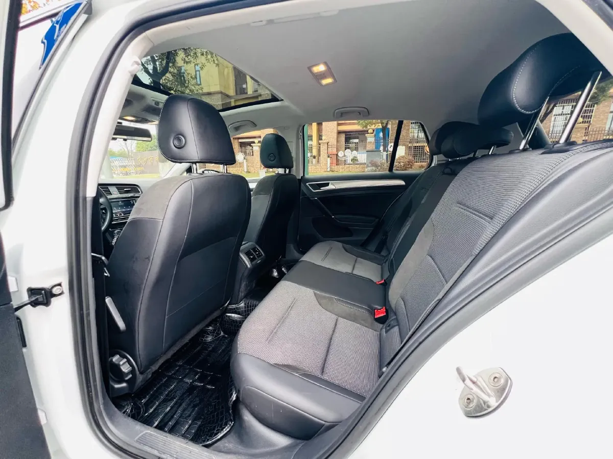 2018 Volkswagen Golf 1.4T 131HP L4 7DCT,autocango,china used car exporter,china ev exporter,chinese used car exporter,chinese used ev exporter