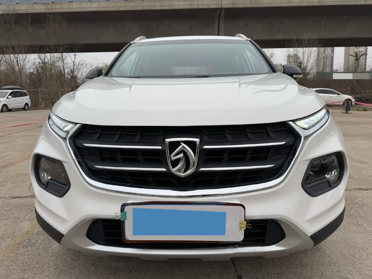 2017 BaoJun 510 1.5L 112HP L4 6MT,autocango,china used car exporter,china ev exporter,chinese used car exporter,chinese used ev exporter