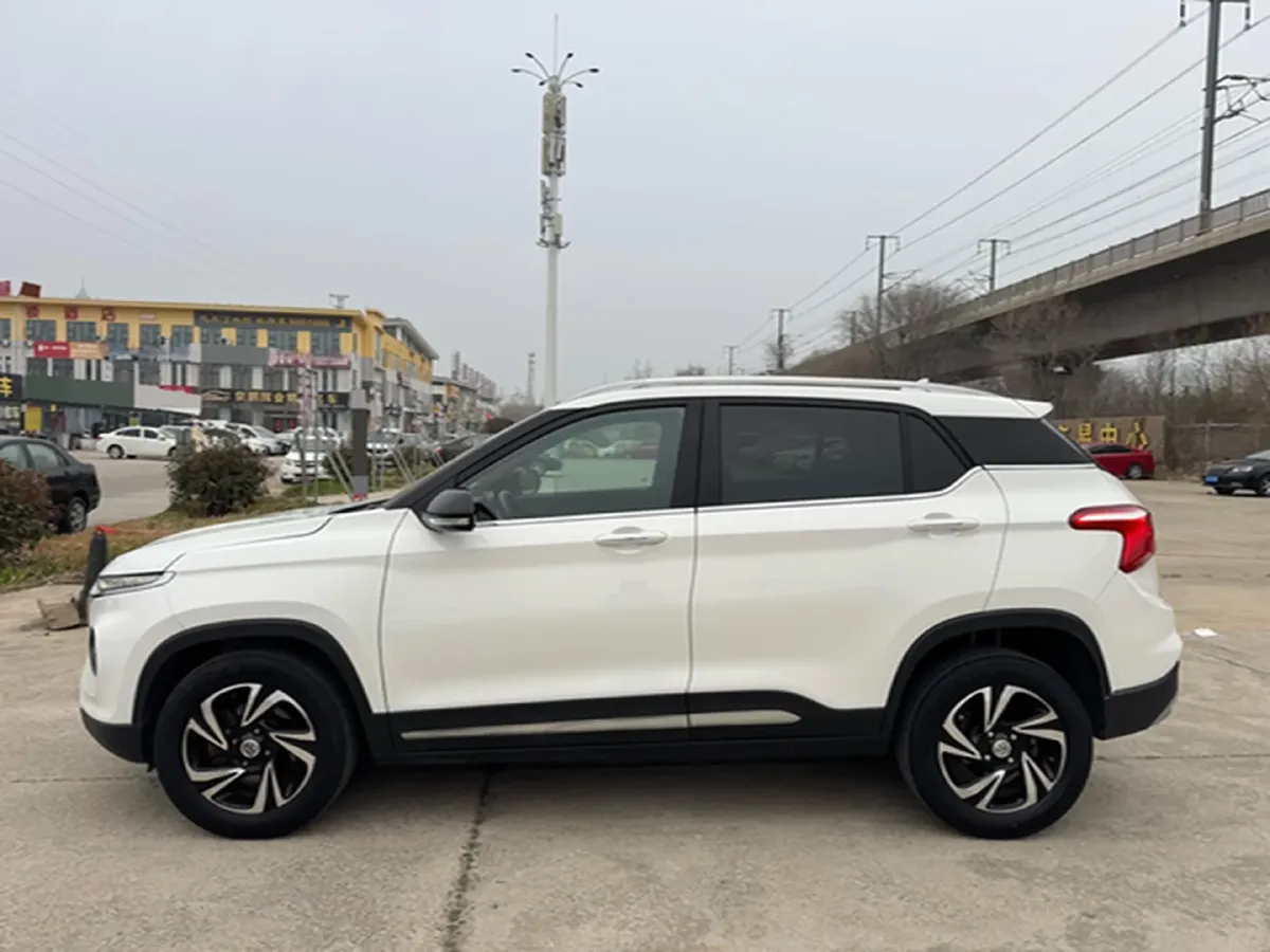 2017 BaoJun 510 1.5L 112HP L4 6MT,autocango,china used car exporter,china ev exporter,chinese used car exporter,chinese used ev exporter