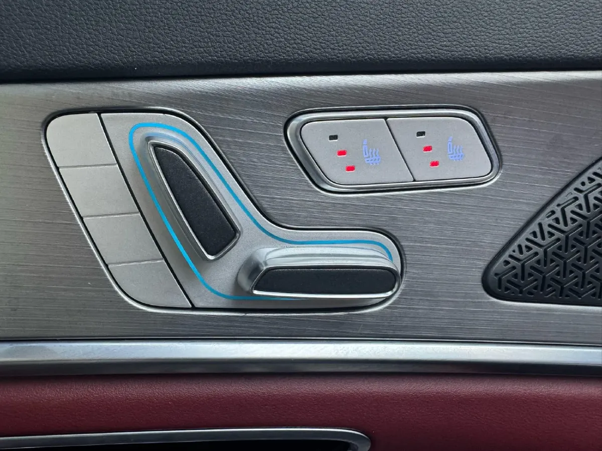 2022 Jetour X70 Plus 1.5T 156HP L4 CVT,autocango,china used car exporter,china ev exporter,chinese used car exporter,chinese used ev exporter