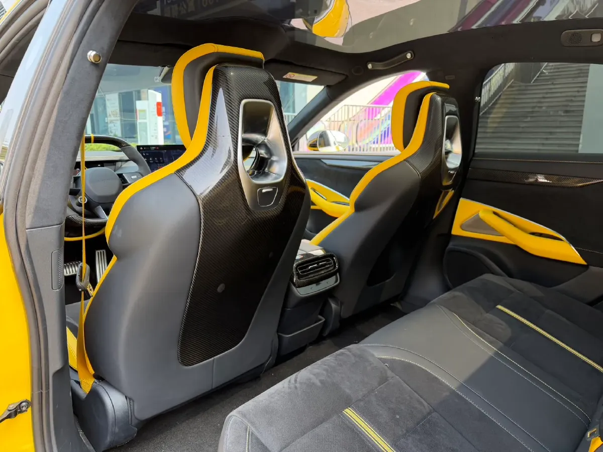 2025 MI SU7 Ultra BEV 93.7KWH,autocango,china used car exporter,china ev exporter,chinese used car exporter,chinese used ev exporter