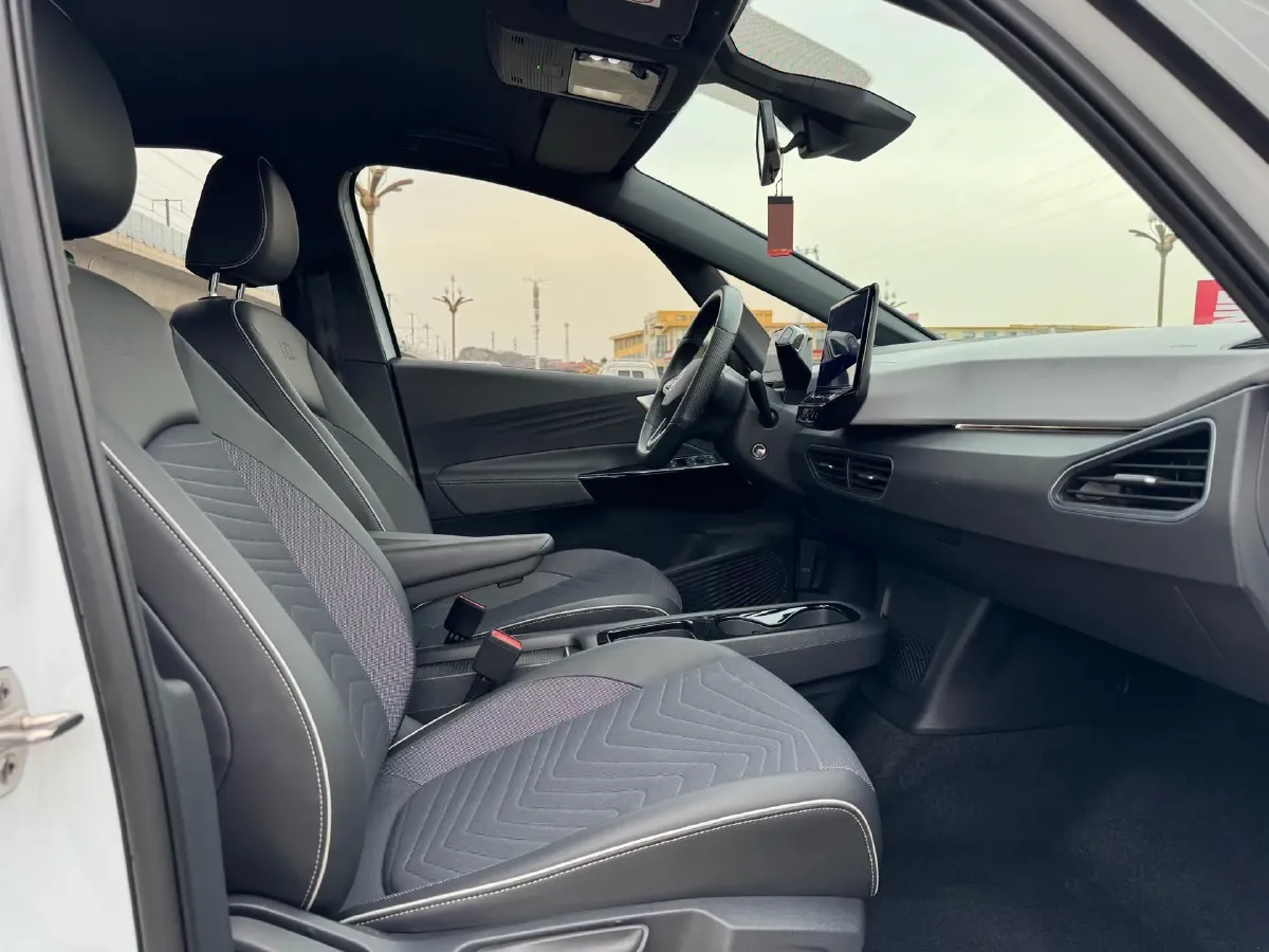 2023 Volkswagen ID.3 BEV 52.8KWH,autocango,china used car exporter,china ev exporter,chinese used car exporter,chinese used ev exporter