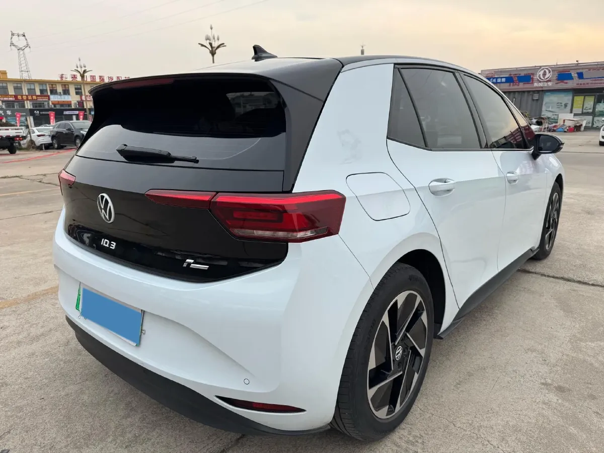 2023 Volkswagen ID.3 BEV 52.8KWH,autocango,china used car exporter,china ev exporter,chinese used car exporter,chinese used ev exporter