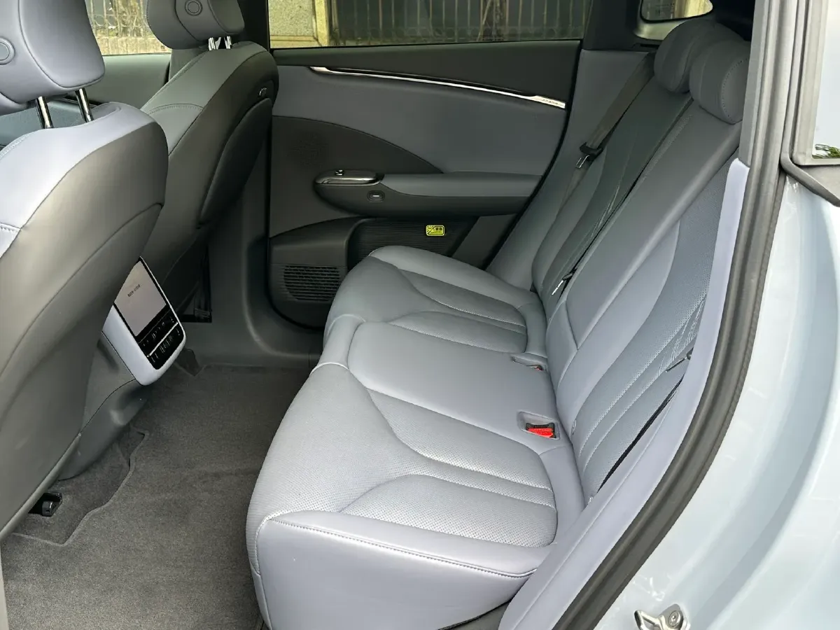 2025 Xpeng G7 BEV,autocango,china used car exporter,china ev exporter,chinese used car exporter,chinese used ev exporter