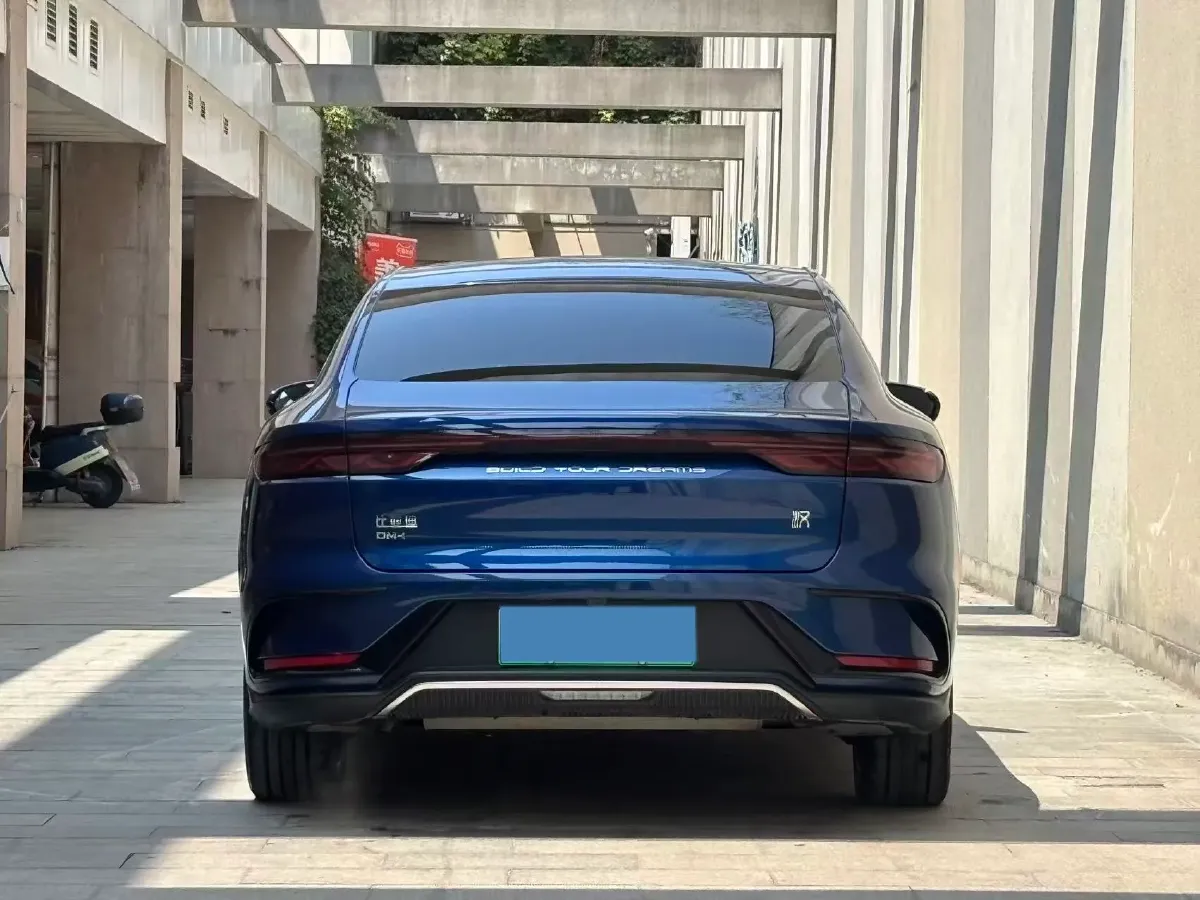 2022 Volkswagen Tiguan L 2.0T 186HP L4 7DCT,autocango,china used car exporter,china ev exporter,chinese used car exporter,chinese used ev exporter