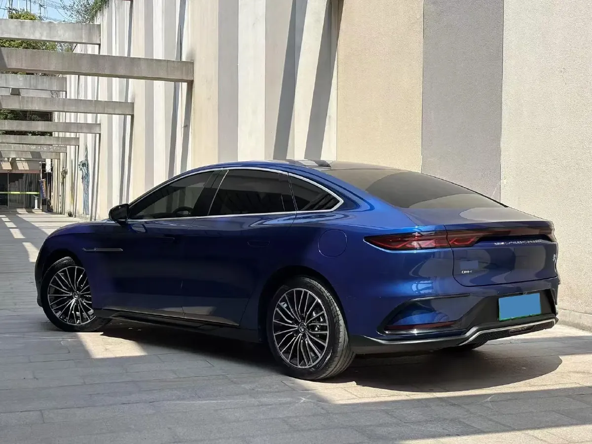 2022 Volkswagen Tiguan L 2.0T 186HP L4 7DCT,autocango,china used car exporter,china ev exporter,chinese used car exporter,chinese used ev exporter