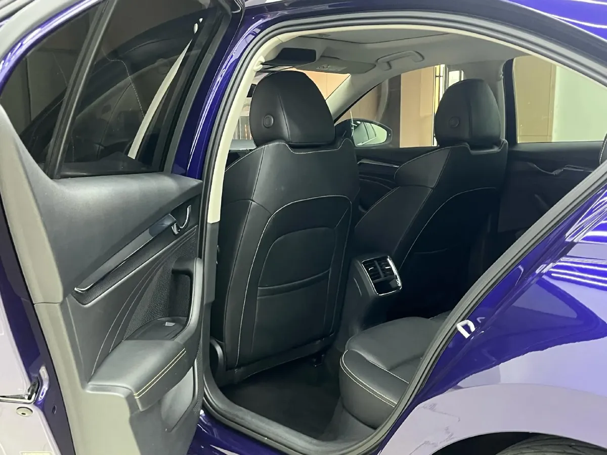 2021 Skoda Octavia 1.4T 150HP L4 7DCT,autocango,china used car exporter,china ev exporter,chinese used car exporter,chinese used ev exporter