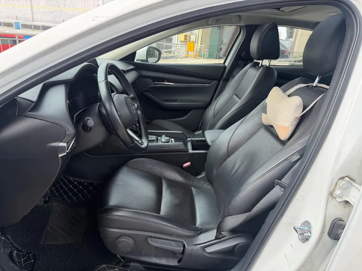 2020 Mazda 3 Axela 2.0L 158HP L4 6AT,autocango,china used car exporter,china ev exporter,chinese used car exporter,chinese used ev exporter