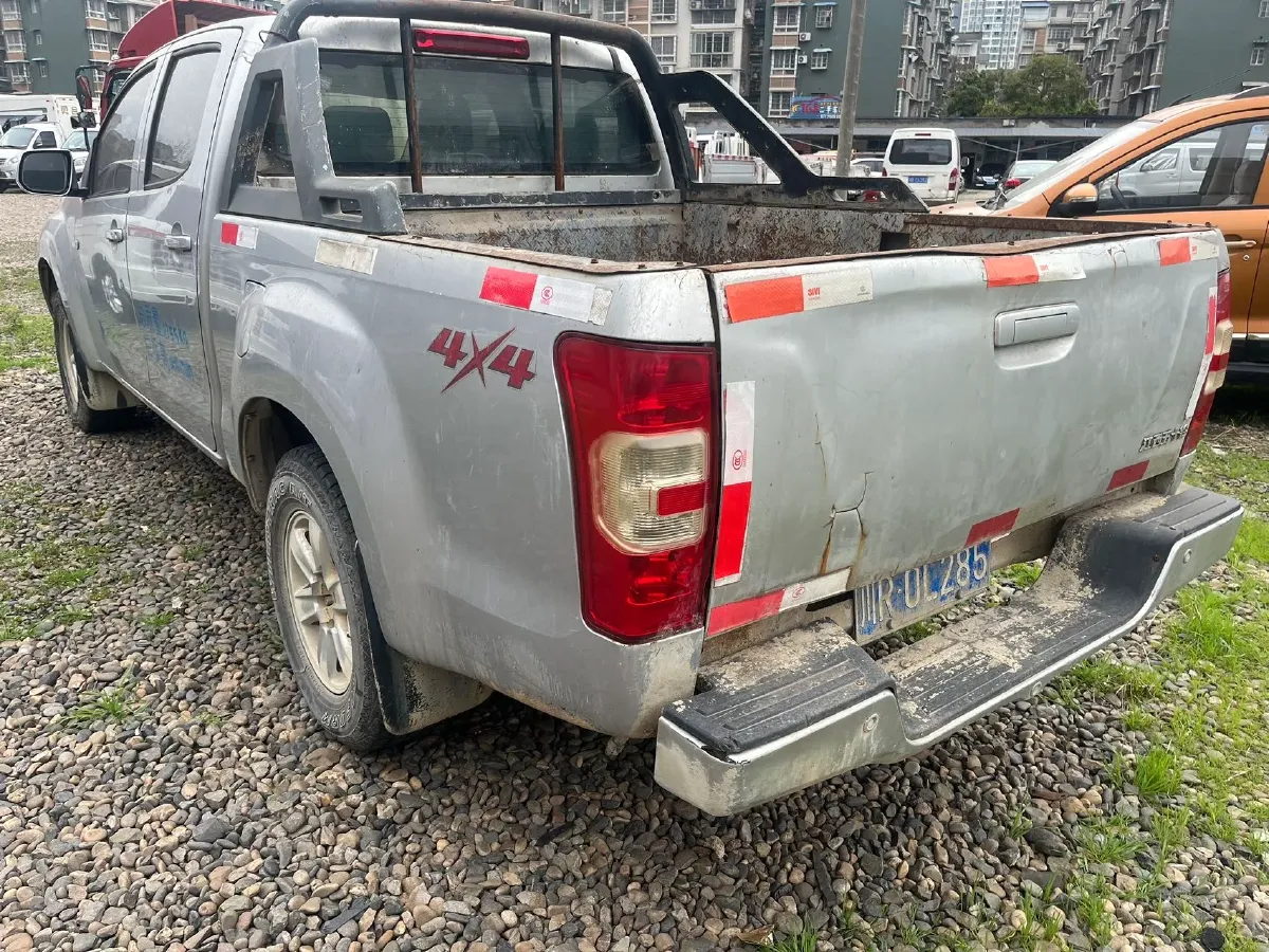 2018 Isuzu RE-MAX Jim 2.8T 116HP L4 5MT,autocango,china used car exporter,china ev exporter,chinese used car exporter,chinese used ev exporter