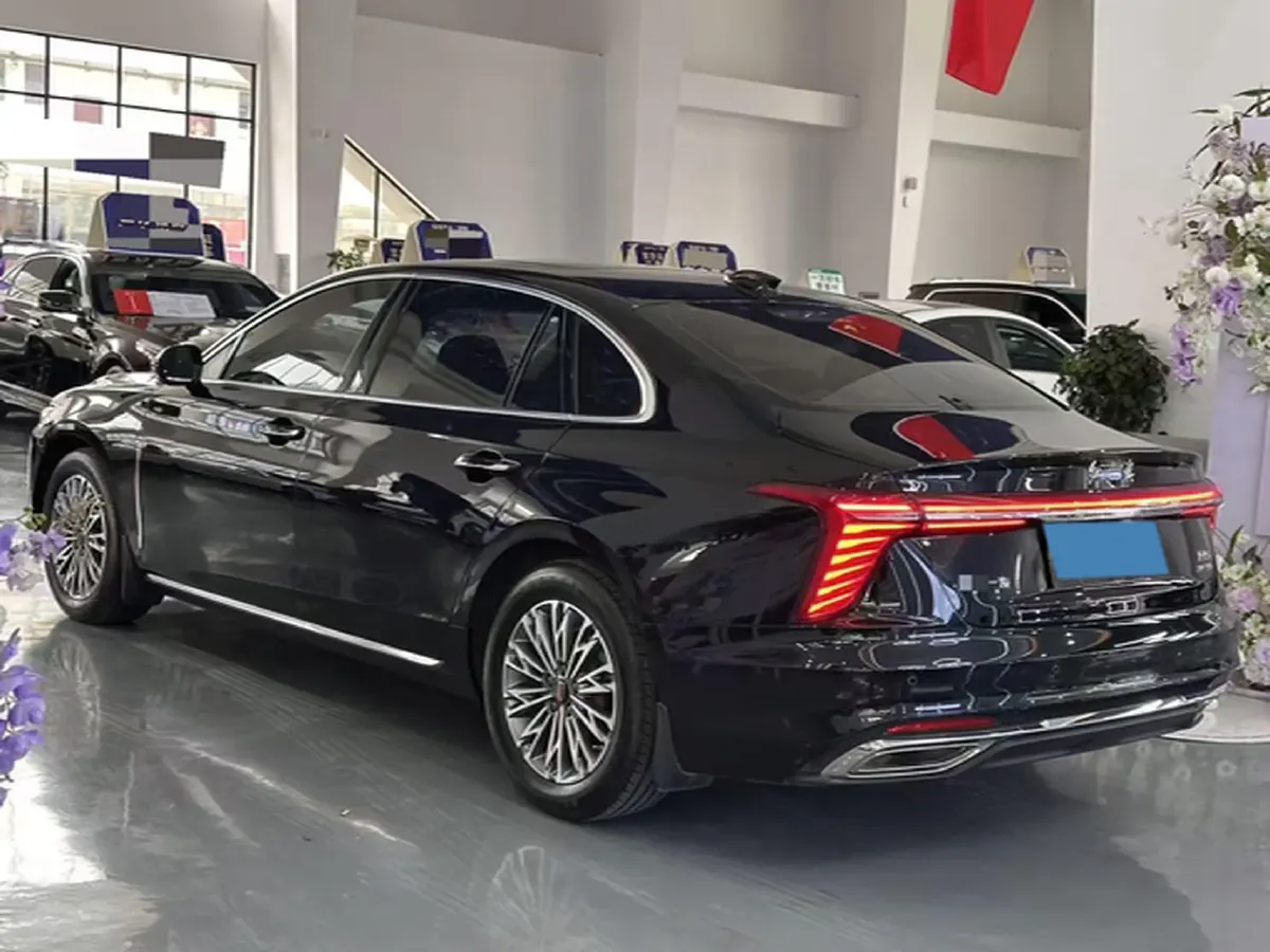 2023 HongQi H5 2.0T 224HP L4 8AT,autocango,china used car exporter,china ev exporter,chinese used car exporter,chinese used ev exporter