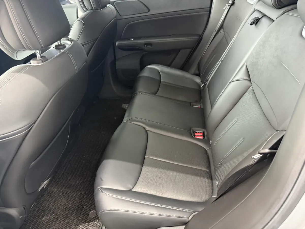 2023 Xpeng G6 BEV 66KWH,autocango,china used car exporter,china ev exporter,chinese used car exporter,chinese used ev exporter