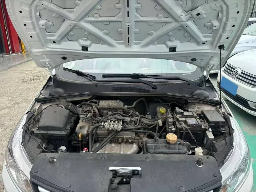 2016 BaoJun 310 1.2L 82HP L4 5MT,autocango,china used car exporter,china ev exporter,chinese used car exporter,chinese used ev exporter