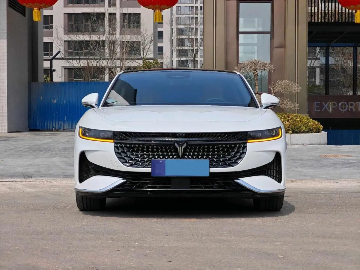 2024 Voyah ZhuiGuang 1.5T 136HP L4 PHEV 43KWH,autocango,china used car exporter,china ev exporter,chinese used car exporter,chinese used ev exporter
