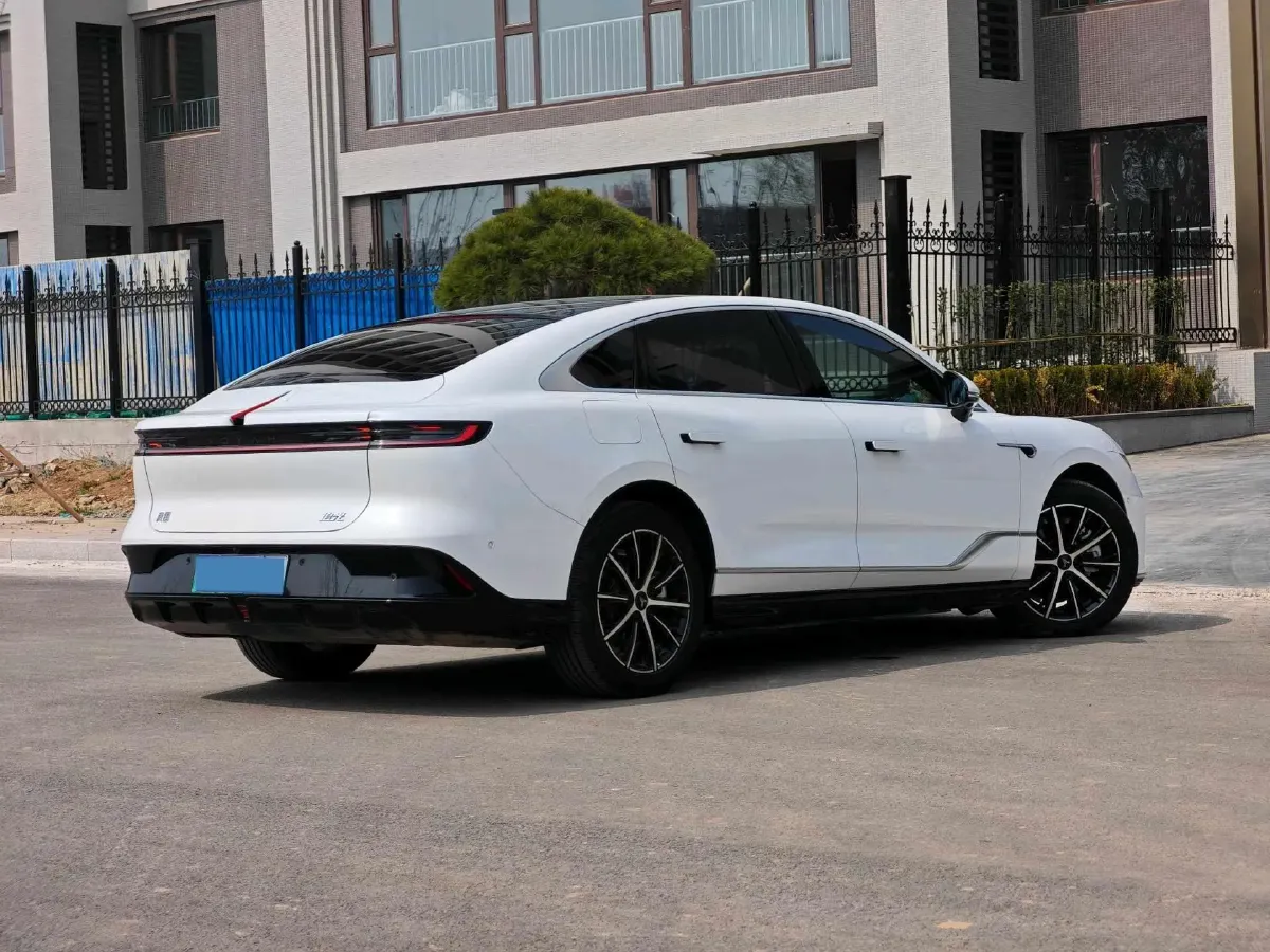 2024 Voyah ZhuiGuang 1.5T 136HP L4 PHEV 43KWH,autocango,china used car exporter,china ev exporter,chinese used car exporter,chinese used ev exporter
