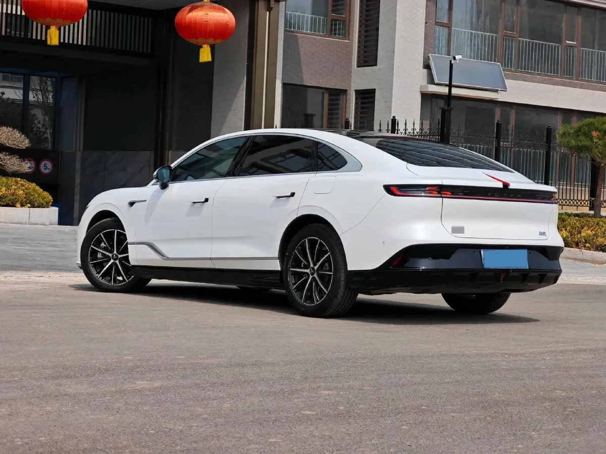 2024 Voyah ZhuiGuang 1.5T 136HP L4 PHEV 43KWH,autocango,china used car exporter,china ev exporter,chinese used car exporter,chinese used ev exporter