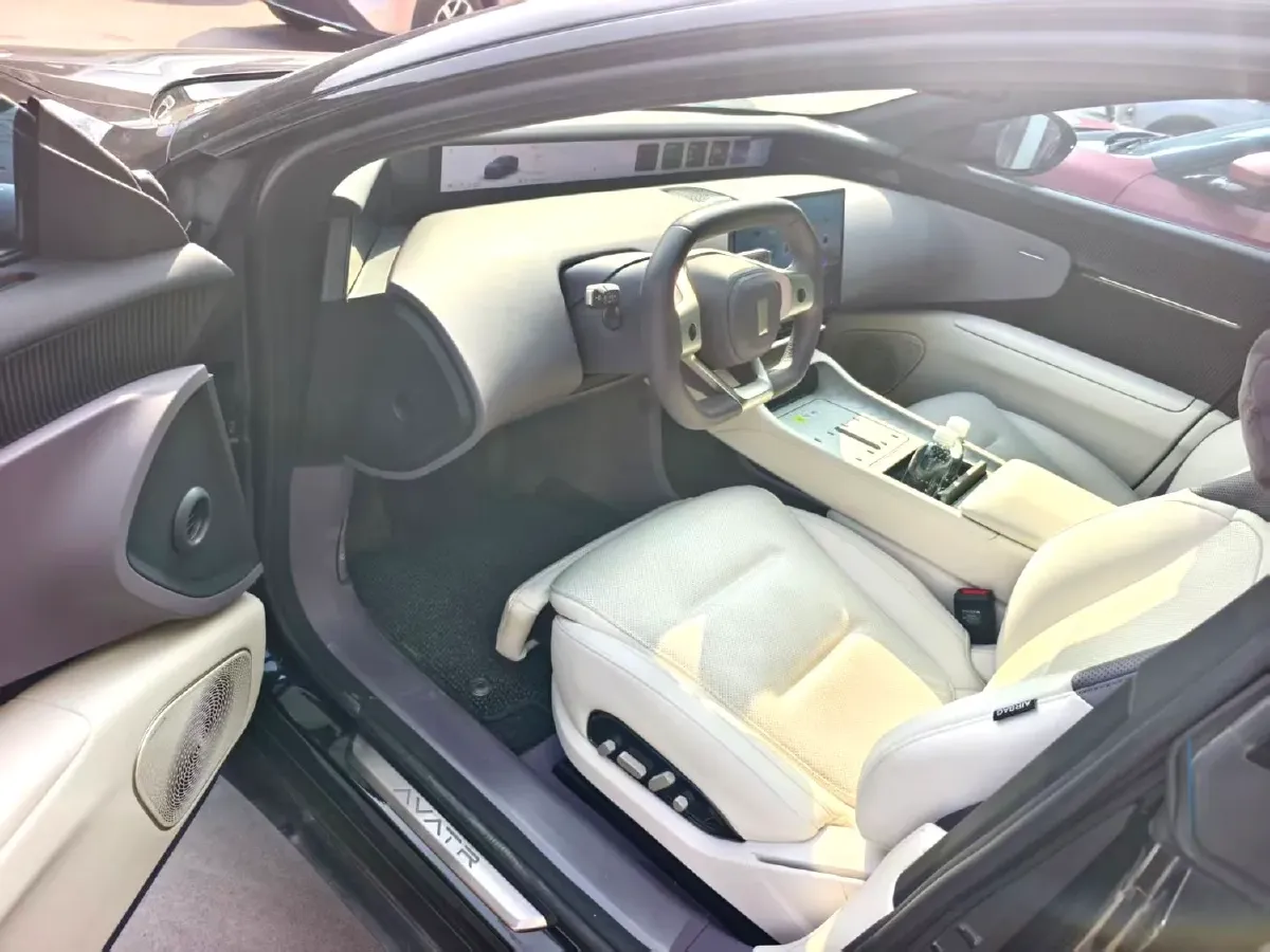 2025 Avatr 12 BEV 94.53KWH,autocango,china used car exporter,china ev exporter,chinese used car exporter,chinese used ev exporter