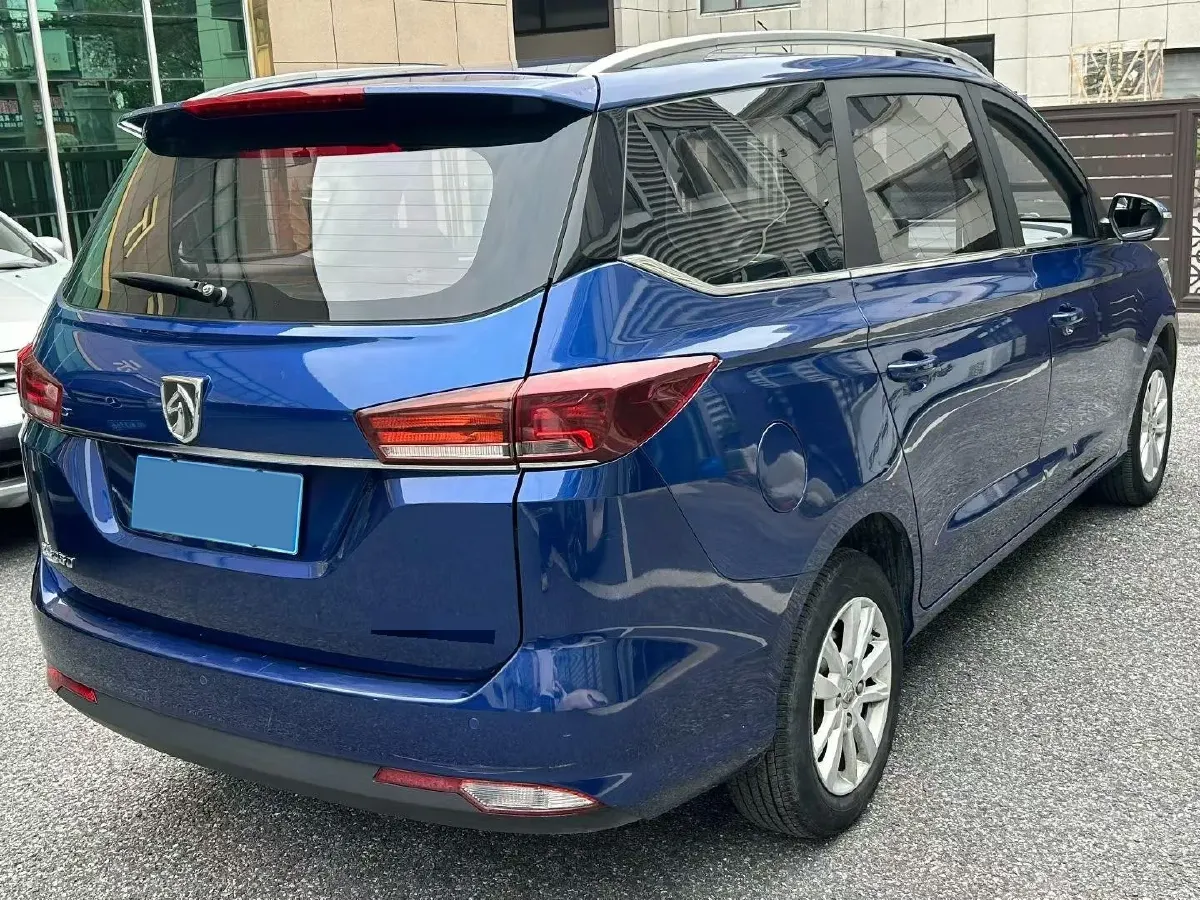 2018 BaoJun 360 1.5L 112HP L4 6MT,autocango,china used car exporter,china ev exporter,chinese used car exporter,chinese used ev exporter