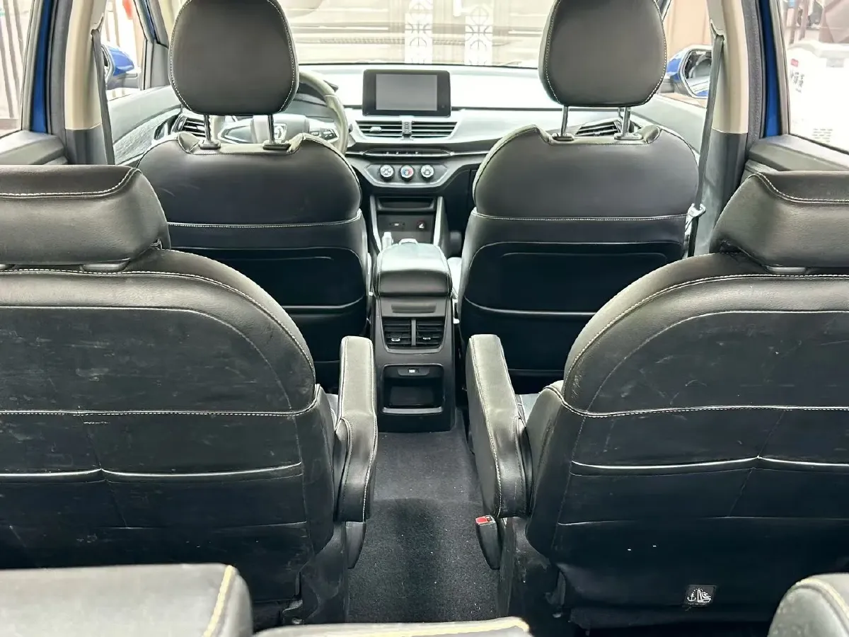 2018 BaoJun 360 1.5L 112HP L4 6MT,autocango,china used car exporter,china ev exporter,chinese used car exporter,chinese used ev exporter