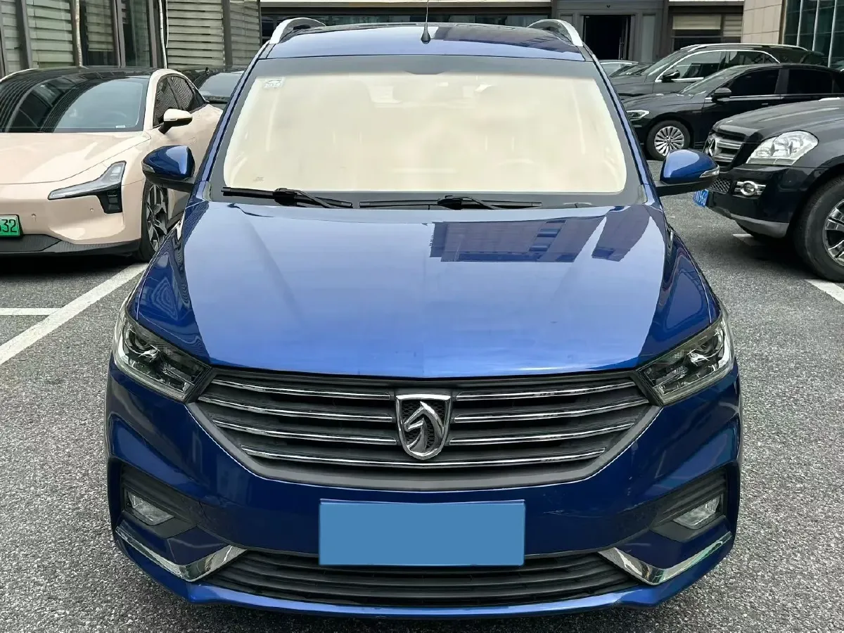 2018 BaoJun 360 1.5L 112HP L4 6MT,autocango,china used car exporter,china ev exporter,chinese used car exporter,chinese used ev exporter
