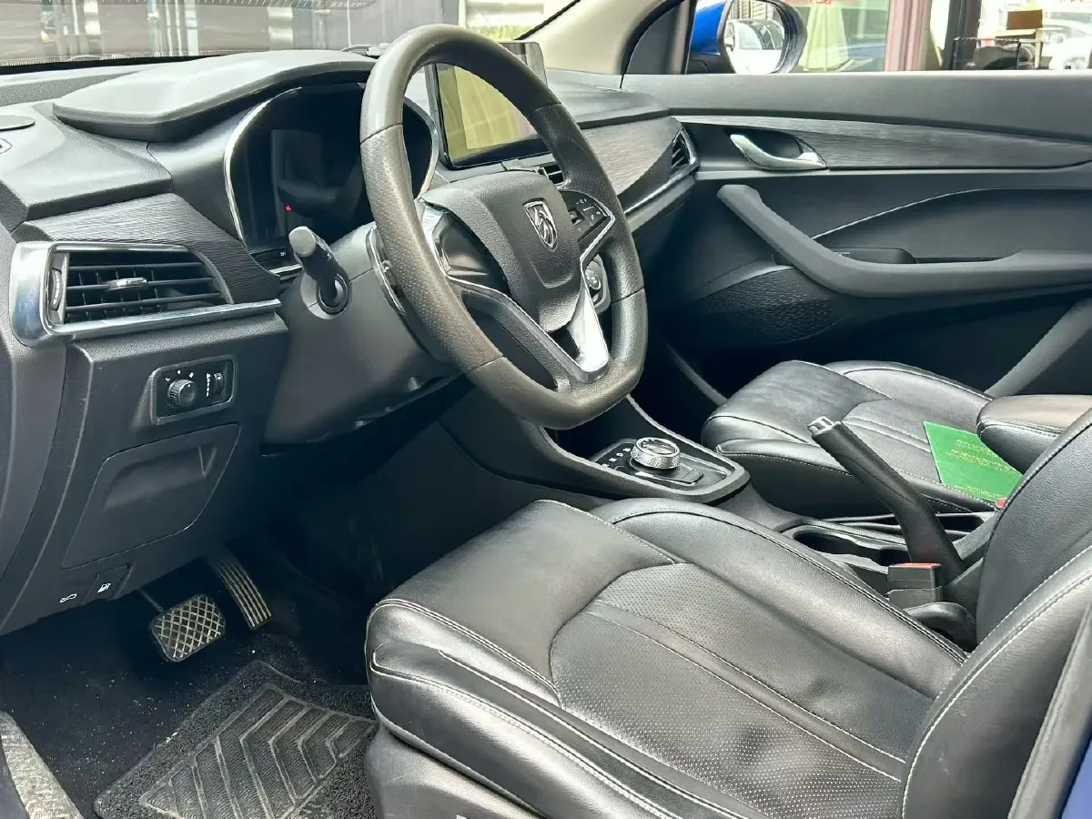 2018 BaoJun 360 1.5L 112HP L4 6MT,autocango,china used car exporter,china ev exporter,chinese used car exporter,chinese used ev exporter