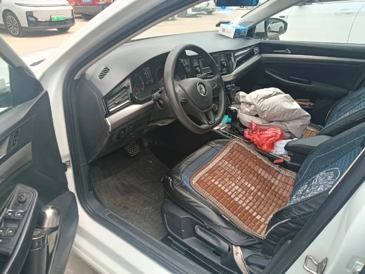 2019 Bestune T77 1.2T 143HP L4 7DCT,autocango,china used car exporter,china ev exporter,chinese used car exporter,chinese used ev exporter