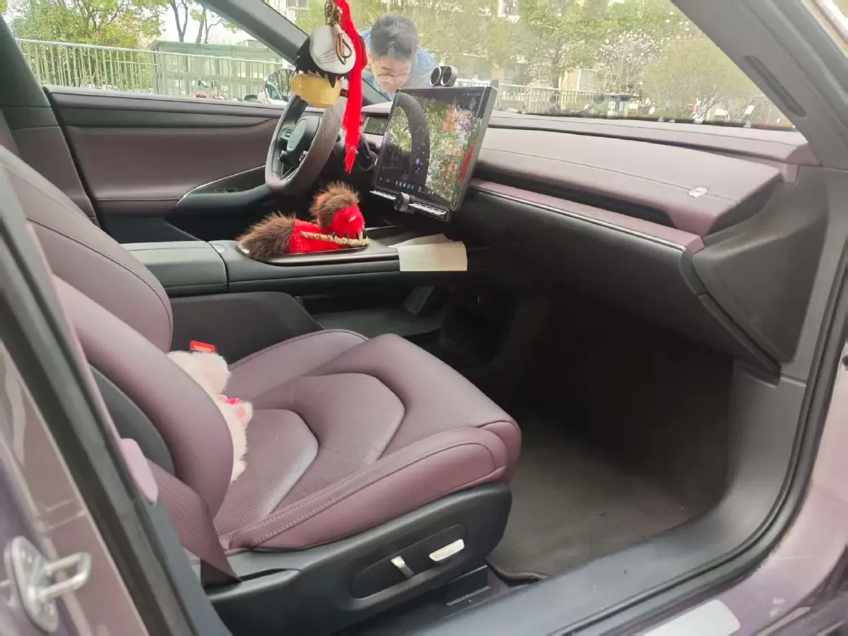 2024 MI SU7 BEV 94.3KWH,autocango,china used car exporter,china ev exporter,chinese used car exporter,chinese used ev exporter