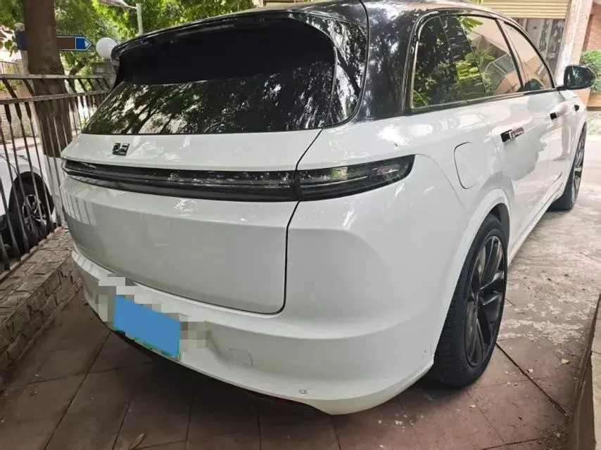 2023 Li L7 Range Extended 154HP REEV 40.9KWH,autocango,china used car exporter,china ev exporter,chinese used car exporter,chinese used ev exporter