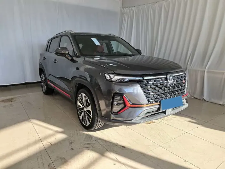 2022 ChangAn CS35 Plus 1.4T 160HP L4 7DCT,autocango,china used car exporter,china ev exporter,chinese used car exporter,chinese used ev exporter