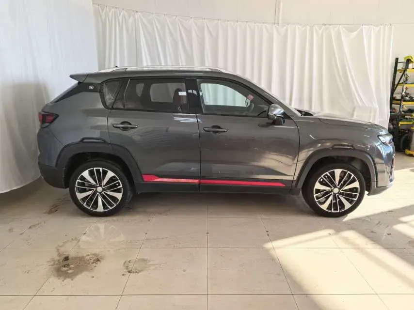 2022 ChangAn CS35 Plus 1.4T 160HP L4 7DCT,autocango,china used car exporter,china ev exporter,chinese used car exporter,chinese used ev exporter