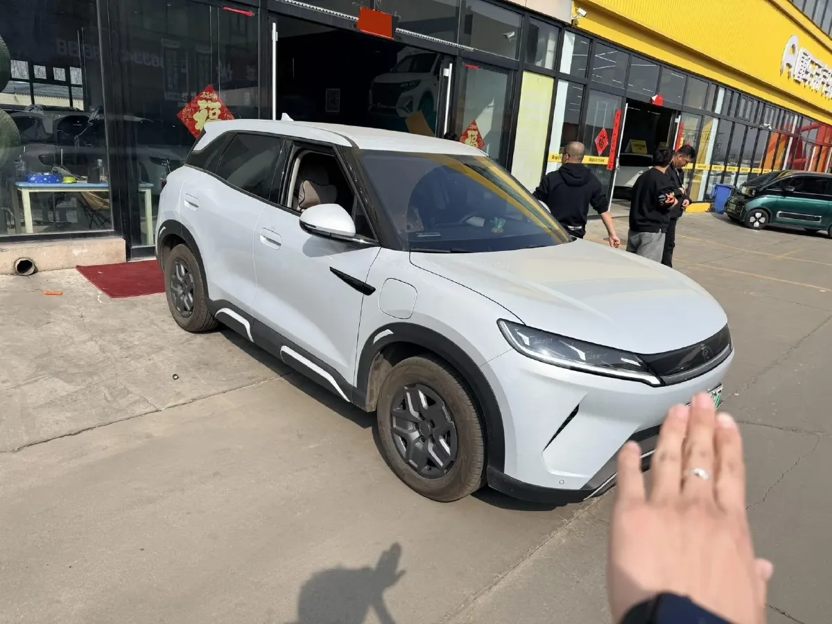 2024 BYD YuanUP BEV 45.12KWH,autocango,china used car exporter,china ev exporter,chinese used car exporter,chinese used ev exporter