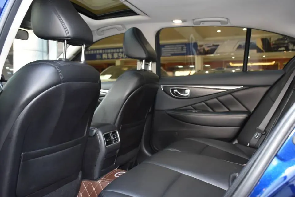 2018 MAXUS G10 2.0T 224HP L4 6AT,autocango,china used car exporter,china ev exporter,chinese used car exporter,chinese used ev exporter