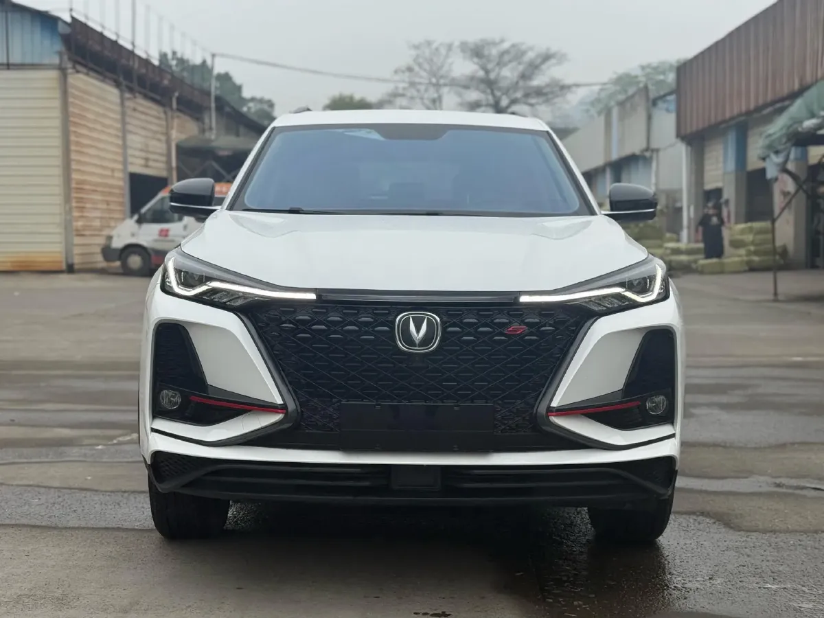 2021 ChangAn CS75 Plus 1.5T 178HP L4 6AT,autocango,china used car exporter,china ev exporter,chinese used car exporter,chinese used ev exporter