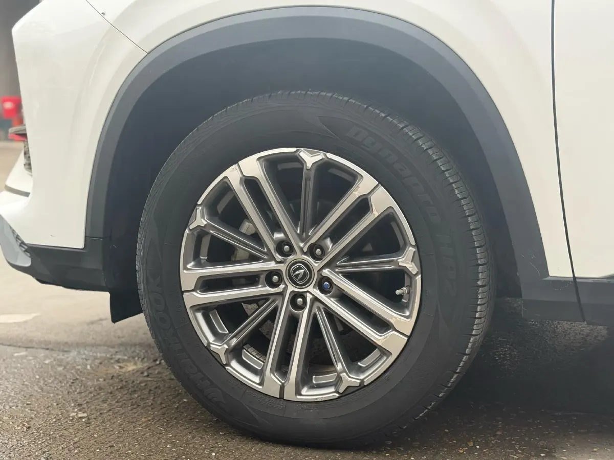 2021 ChangAn CS75 Plus 1.5T 178HP L4 6AT,autocango,china used car exporter,china ev exporter,chinese used car exporter,chinese used ev exporter