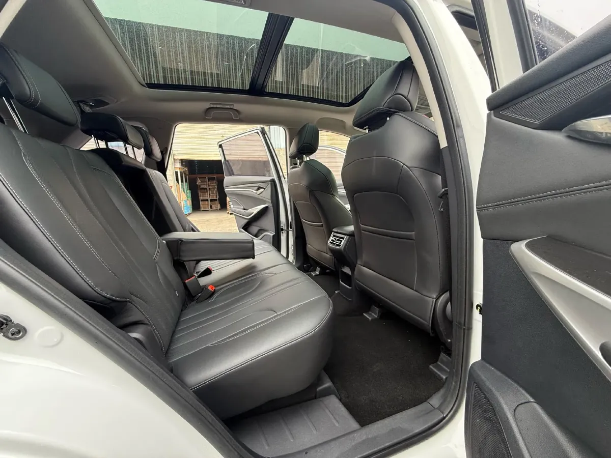 2021 ChangAn CS75 Plus 1.5T 178HP L4 6AT,autocango,china used car exporter,china ev exporter,chinese used car exporter,chinese used ev exporter