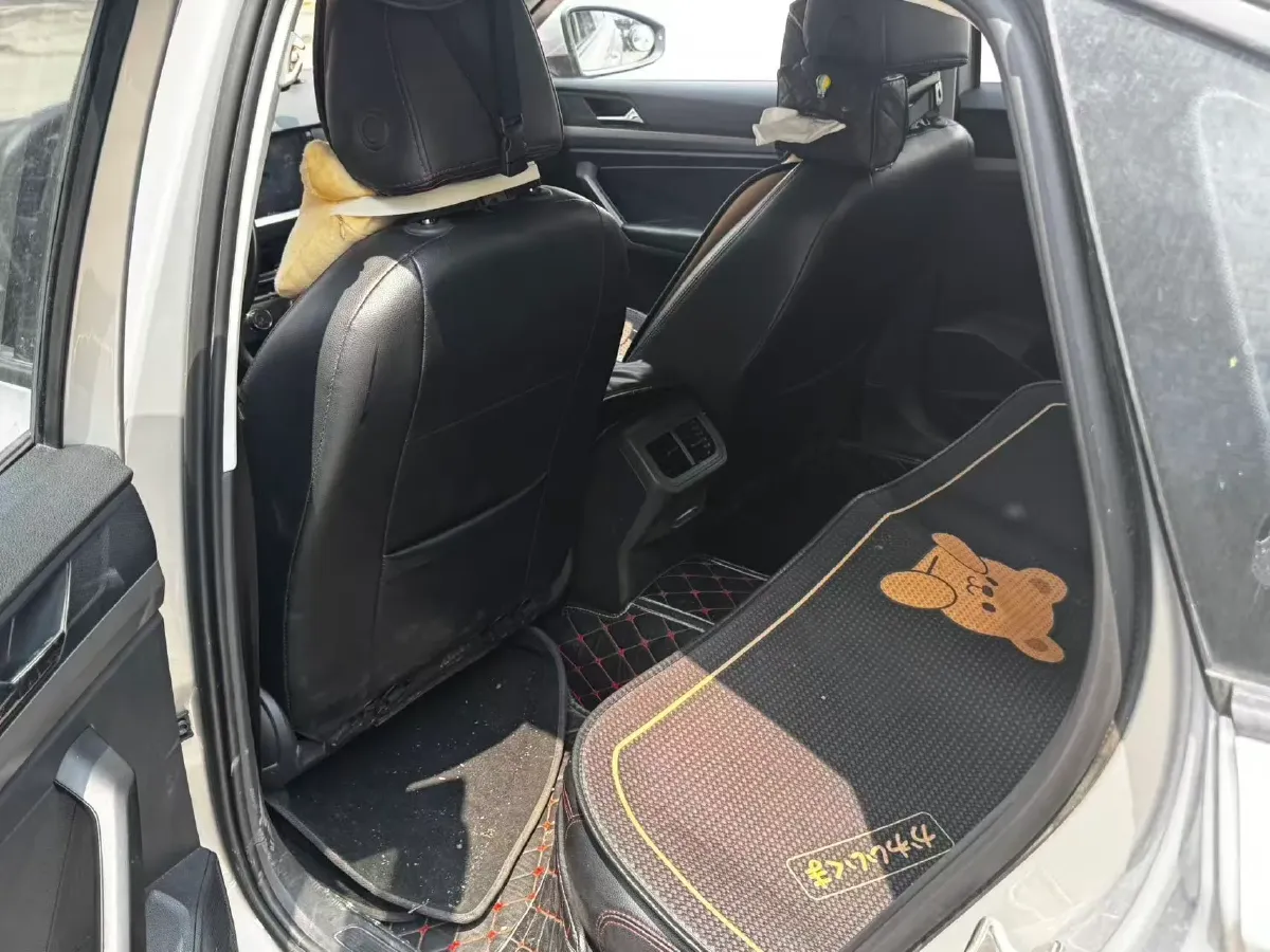 2019 Volkswagen T-Cross 1.5L 113HP L4 6AT,autocango,china used car exporter,china ev exporter,chinese used car exporter,chinese used ev exporter