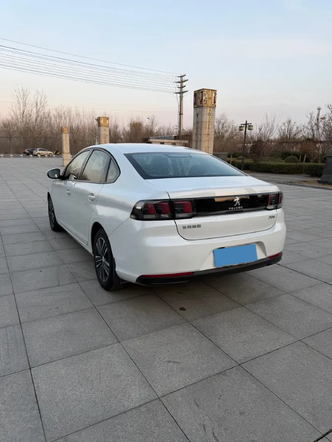 2016 Peugeot 308 1.6L 117HP L4 6AT,autocango,china used car exporter,china ev exporter,chinese used car exporter,chinese used ev exporter